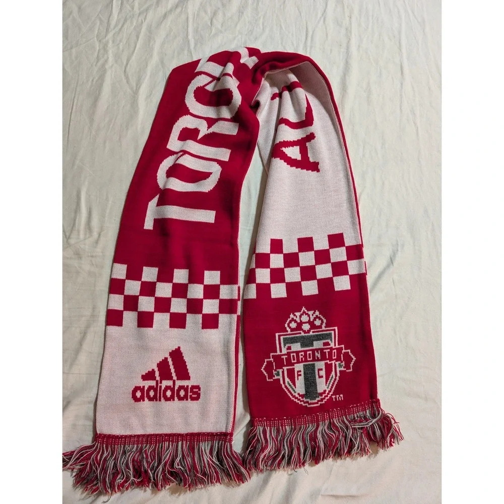Adidas Toronto FC Soccer Scarf Reversible Red White Knit MLS Fan Scarf